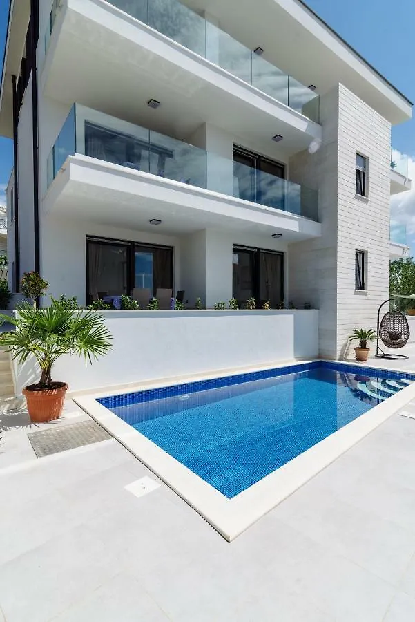 Apartments Villa Dalmatia Trogir