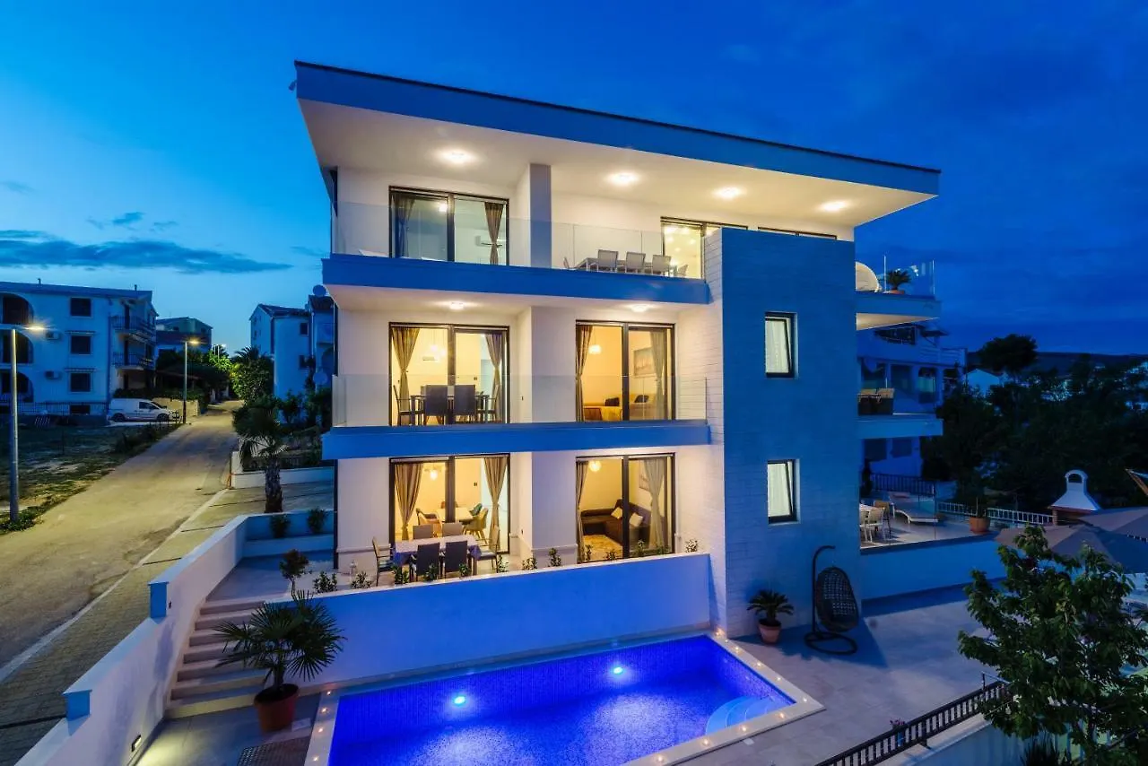 Apartments Villa Dalmatia Trogir
