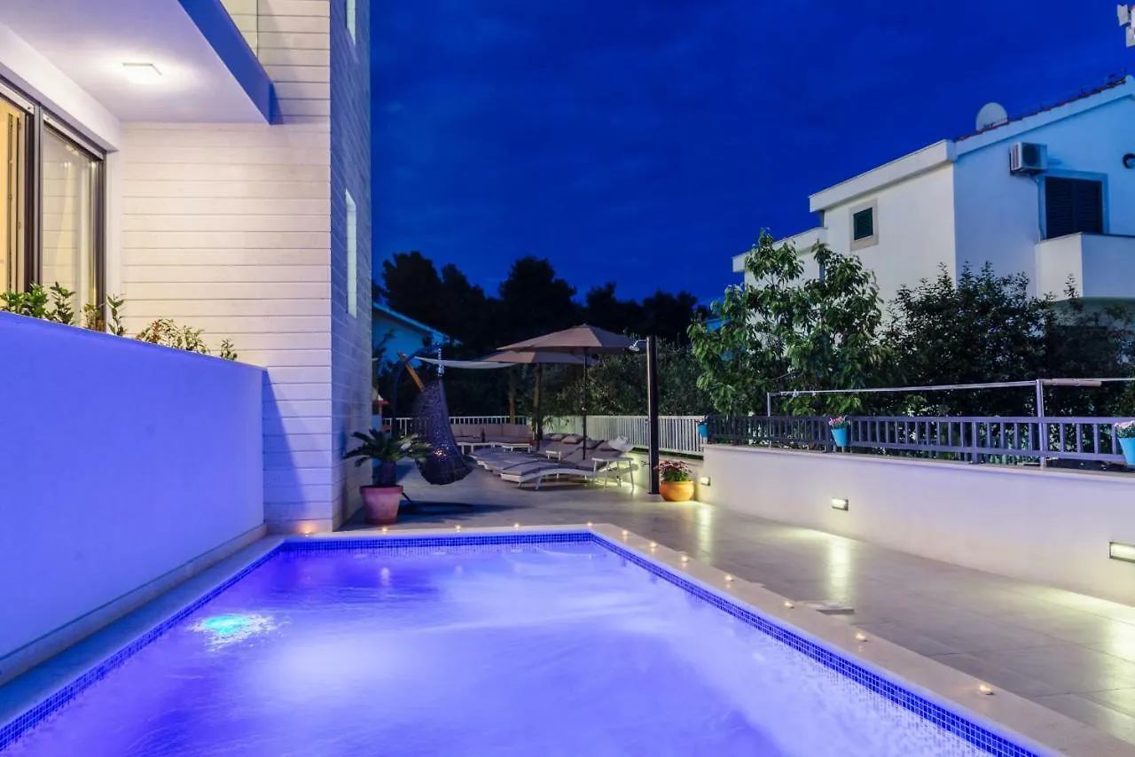 Apartments Villa Dalmatia Trogir