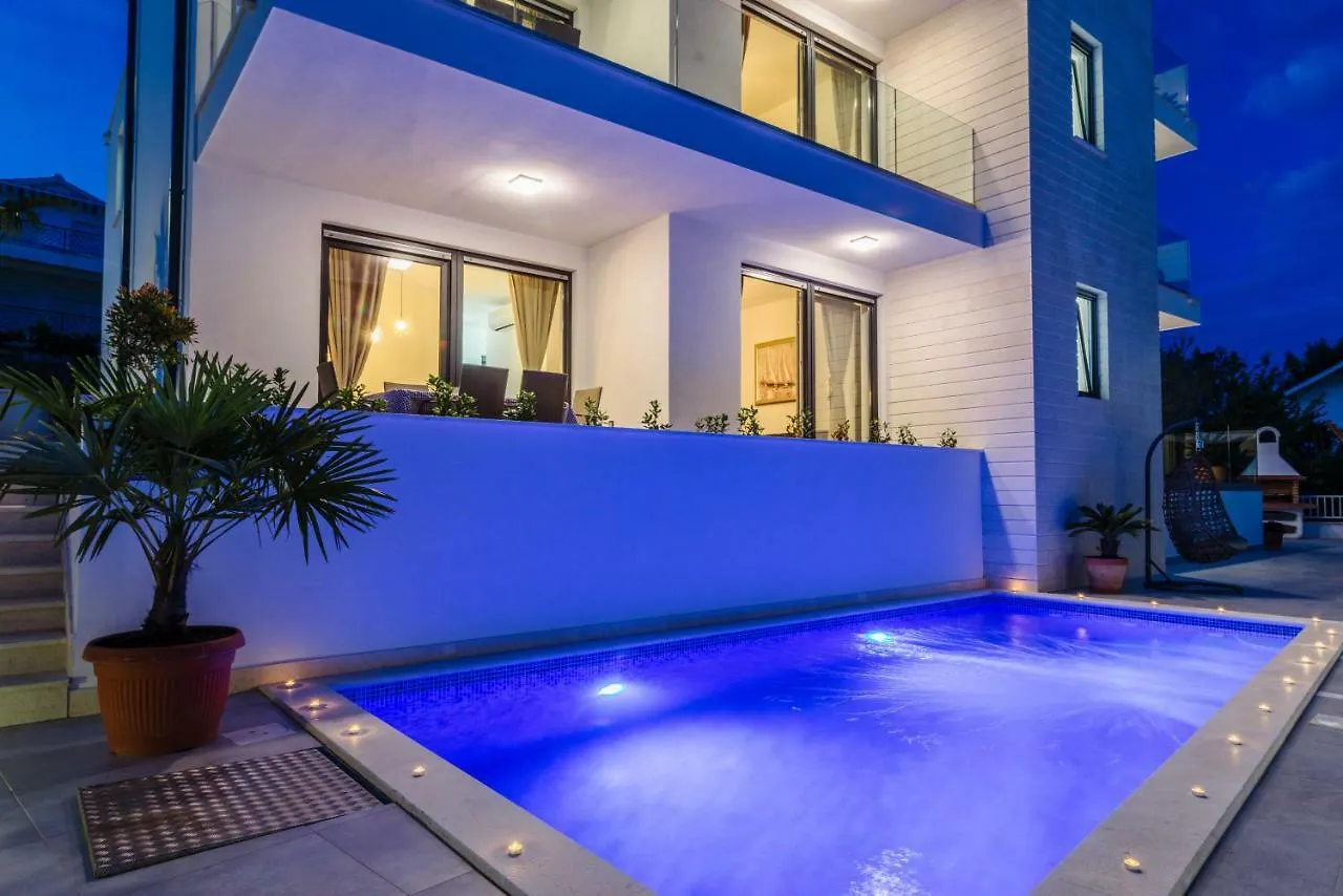 Apartments Villa Dalmatia Trogir