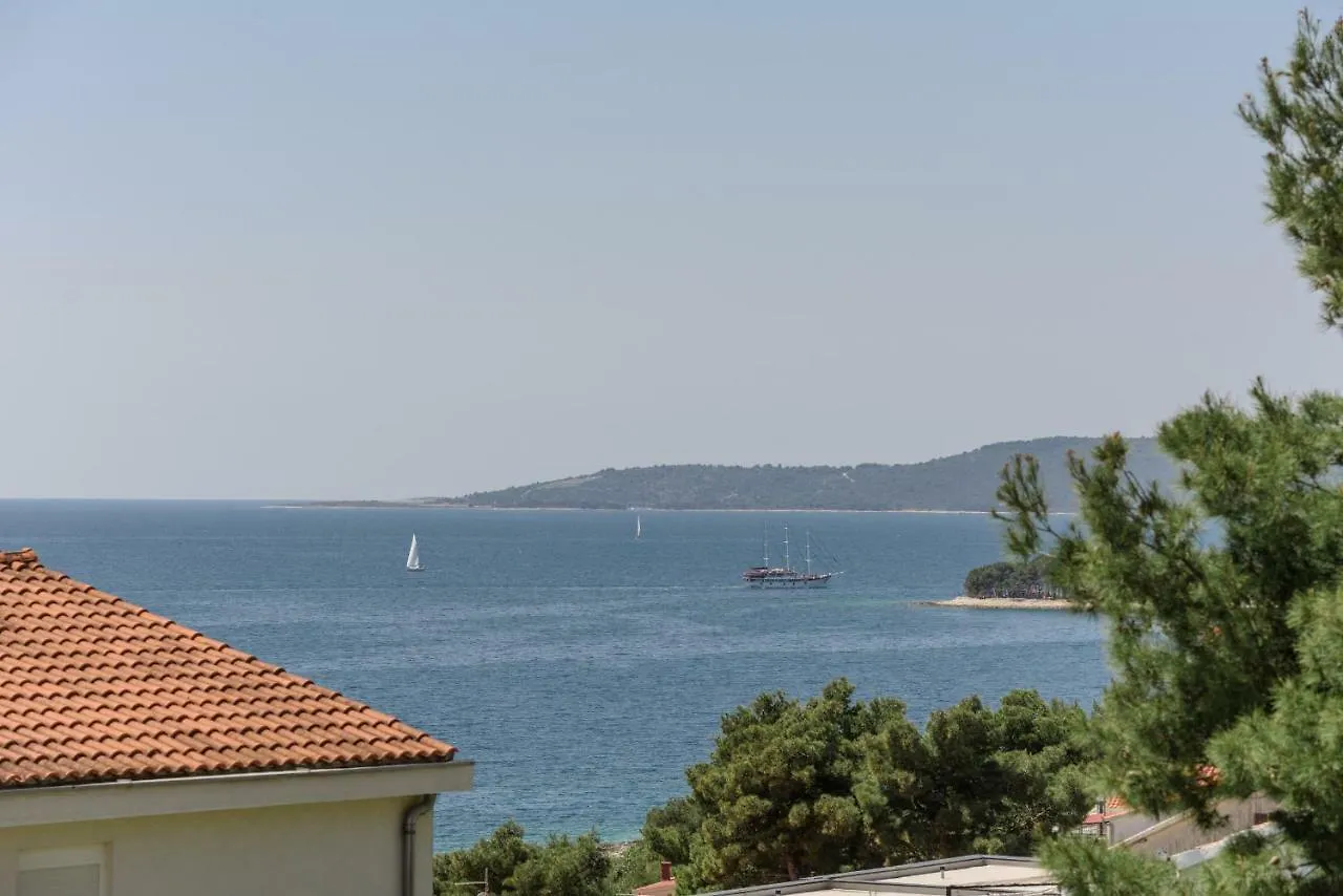 Apartments Villa Dalmatia Trogir 0*,